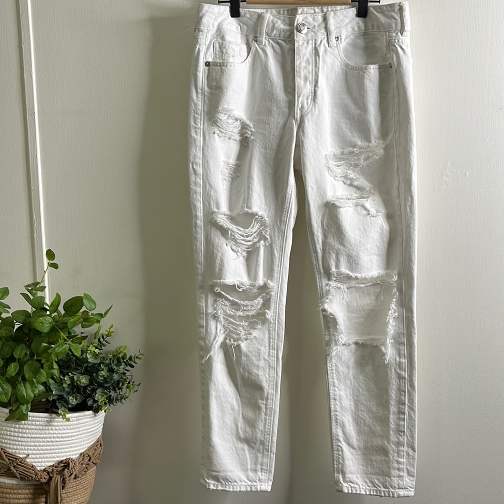 American Eagle Outfitters White Distressed Boyfriend Jeans